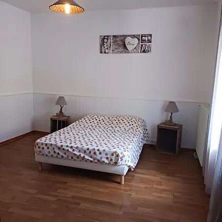 別荘 Le Montolin Tréteau